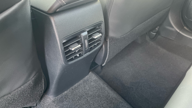 Toyota Corolla 2.0 VVT-i Hybrid Design 5dr CVT Hybrid Estate